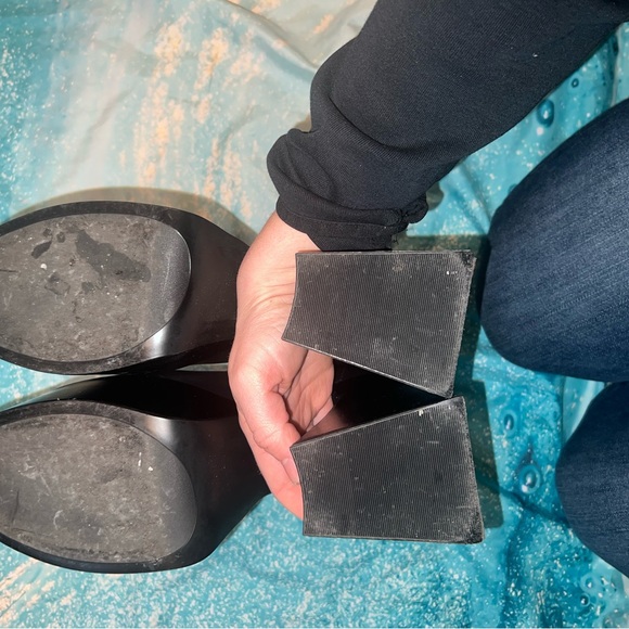 Worn 1x Steve Madden black platform boots. Women’s size 8 - Picture 7 of 13